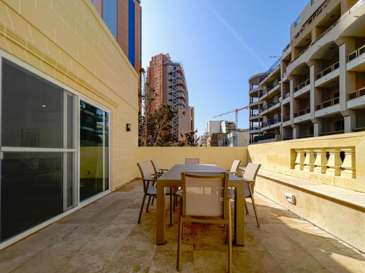 21 Townhouse In St Julians Apartment Saint Julian's Exterior photo